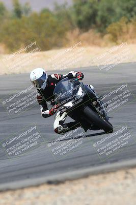 media/Apr-10-2022-SoCal Trackdays (Sun) [[f104b12566]]/Turn 10 (1pm)/